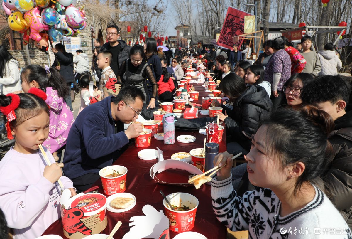 新春随手拍|小山村的“贺岁宴”