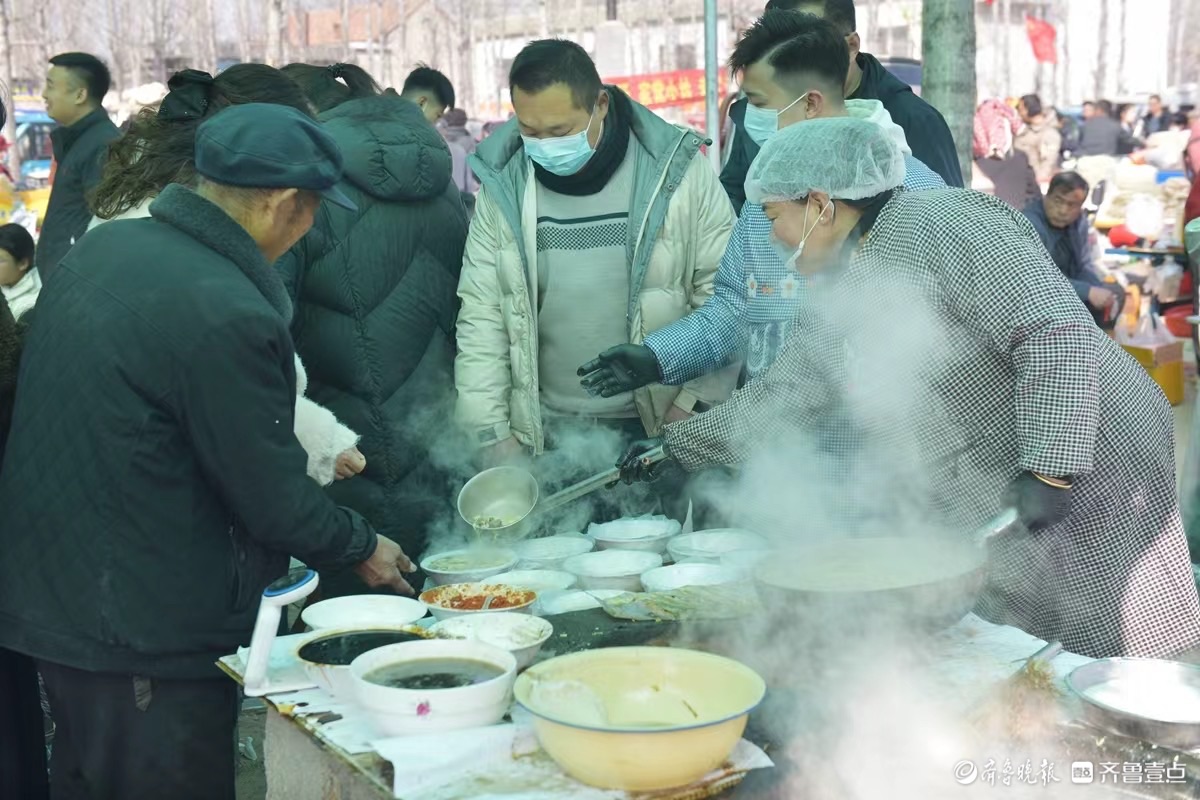 新春随手拍｜蒙山柏林赶大集，烟火气里年味浓