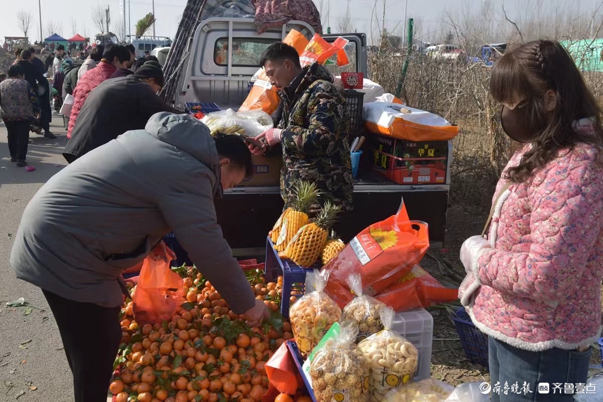 新春随手拍｜蒙山柏林赶大集，烟火气里年味浓