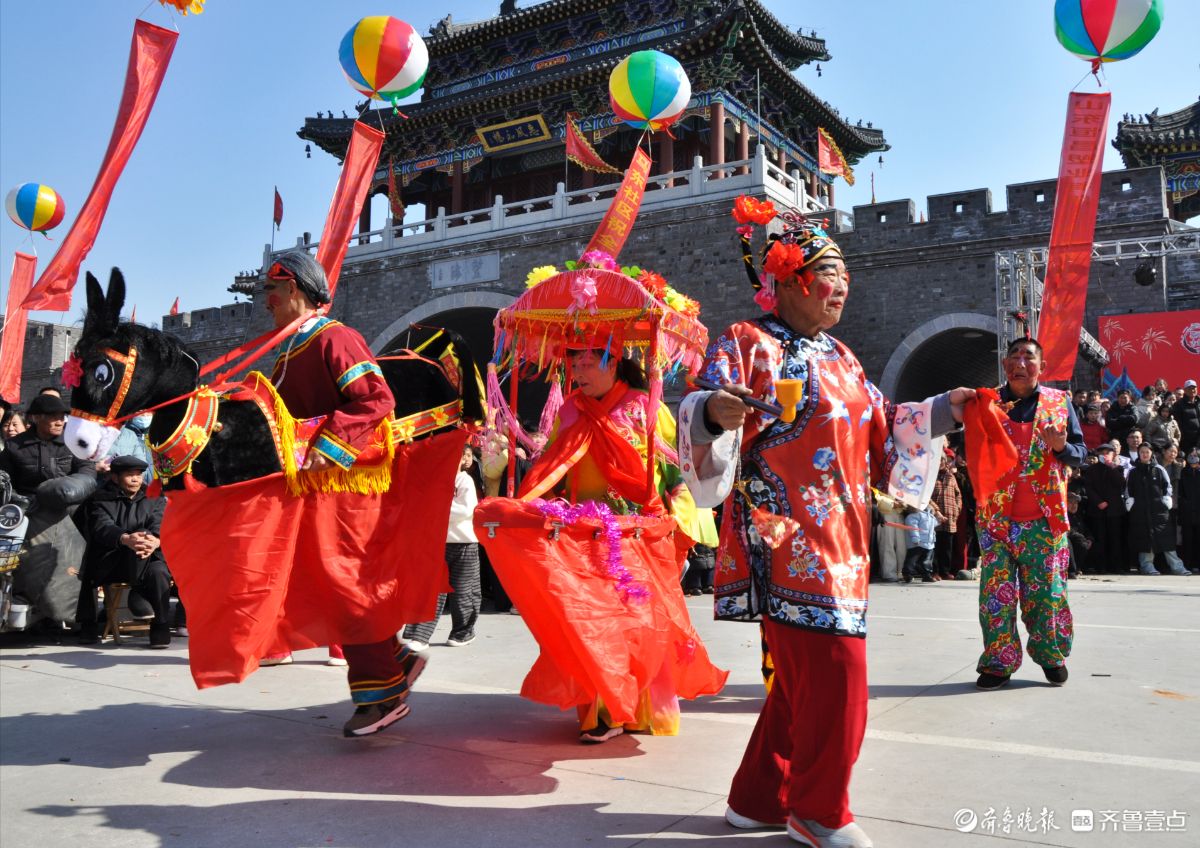 新春随手拍|欢欢喜喜逛古镇，热热闹闹过大年（手机摄影）