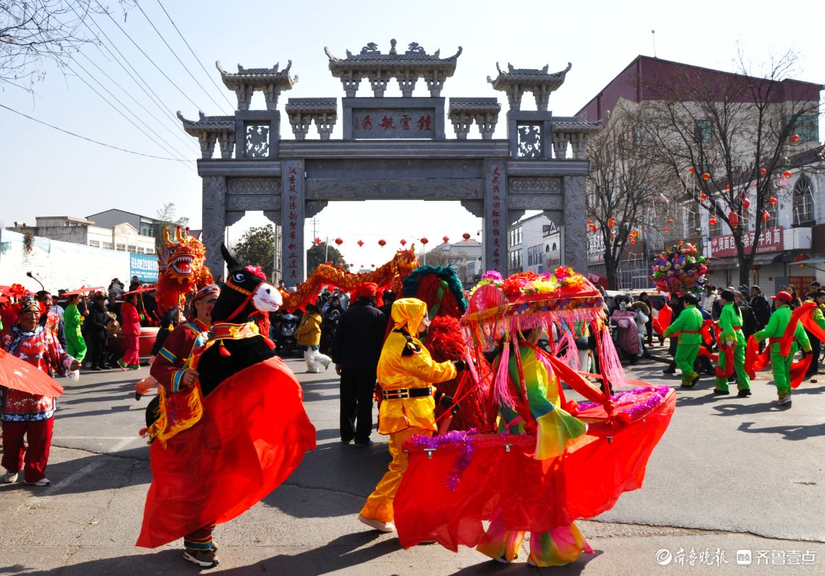 新春随手拍|欢欢喜喜逛古镇，热热闹闹过大年（手机摄影）
