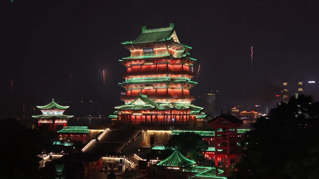 “赣水欢腾 马跃新春”，2026年南昌市迎春烟花晚会成功上演