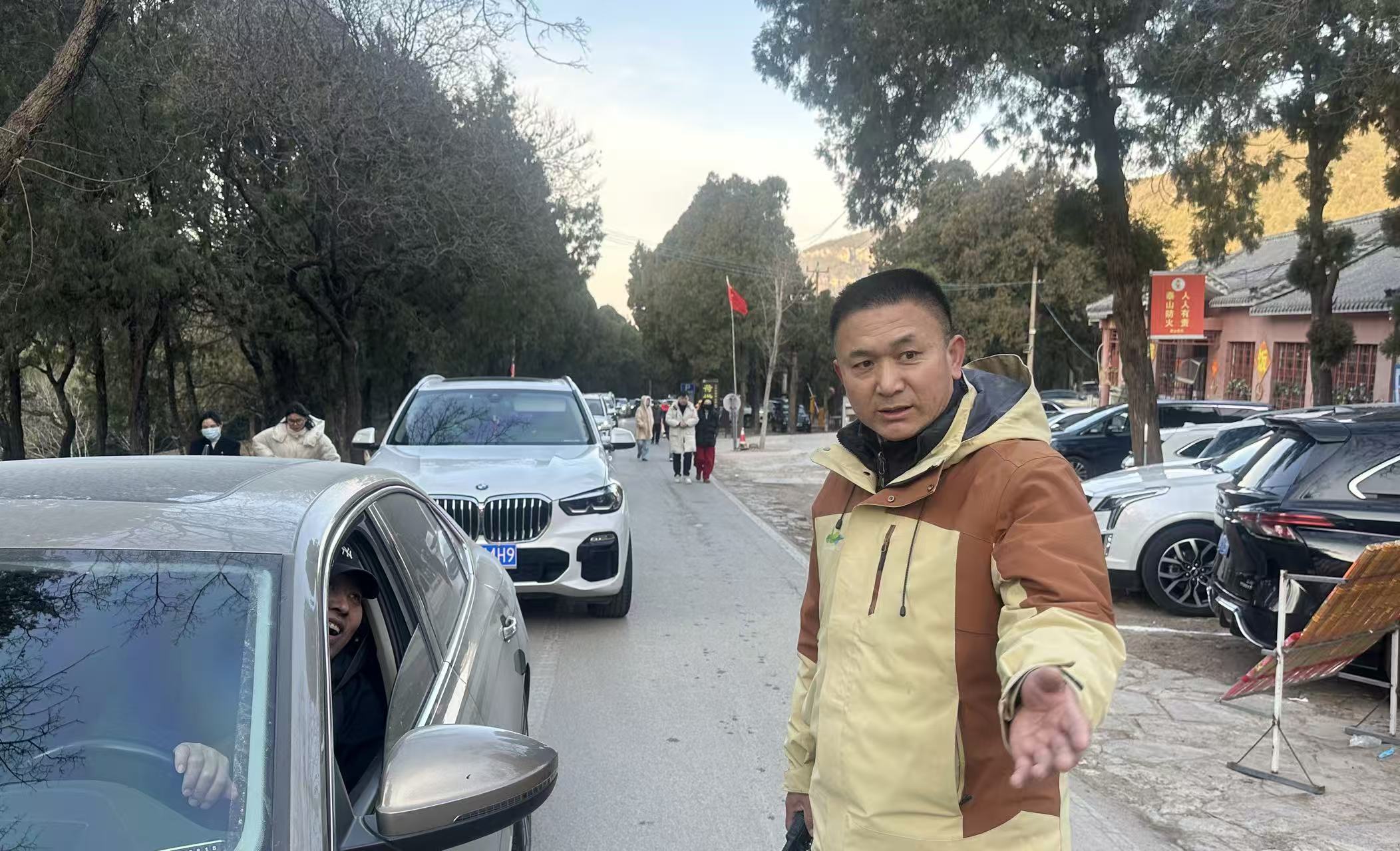 新春走基层|26载新春守岗，他用坚守为灵岩寺筑牢平安防线