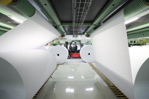 新春走基层丨亚太森博质检员小刘的“纸短情长”