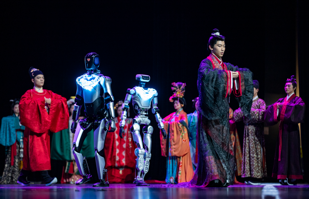 山东机器人春晚里的浓浓年味儿