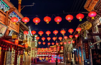 济南电影幻城新春活动启幕，沉浸式体验解锁新春年味