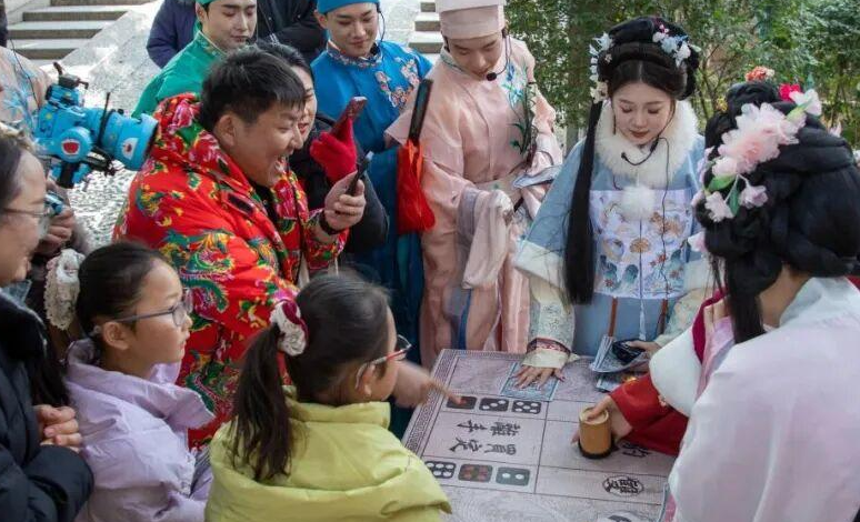 城乡漫游年味十足，山东重点景区大年初三实现营收近2亿元