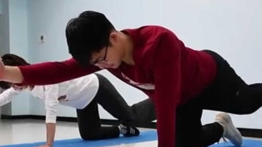 春节“健康年货”：“三明治”腹肌训练，带你摆脱小肚腩