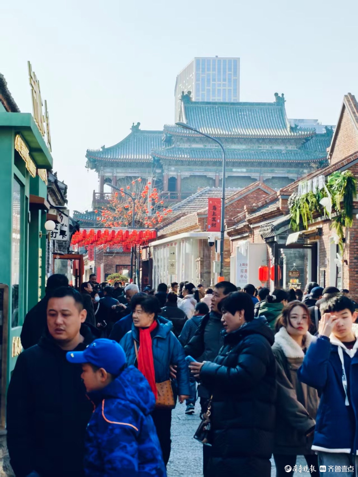 假日里济南上新街，新年新气象