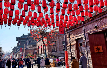 壹点日历2.21|迎祥纳福初五到，伴风逐梦笑开颜！早安