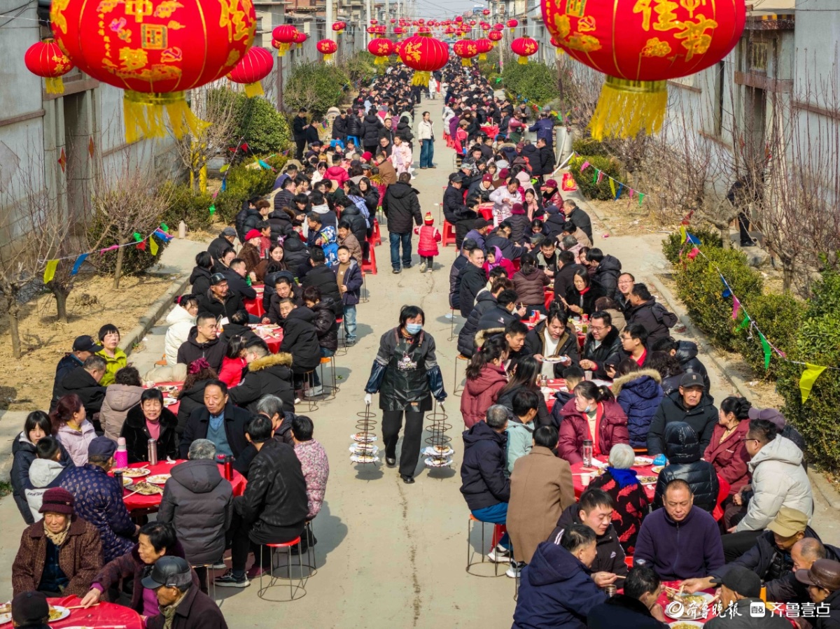 新春随手拍 | 一宴聚百家，古村暖新春