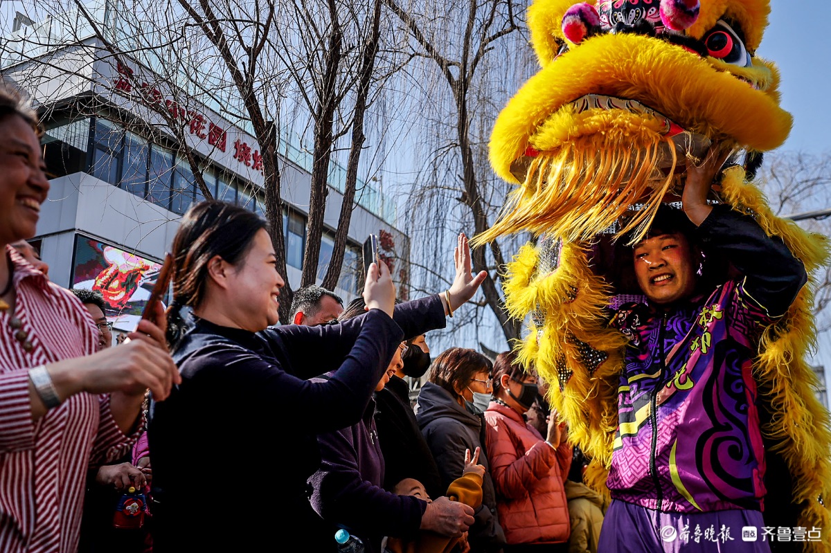 明湖市集乐翻天