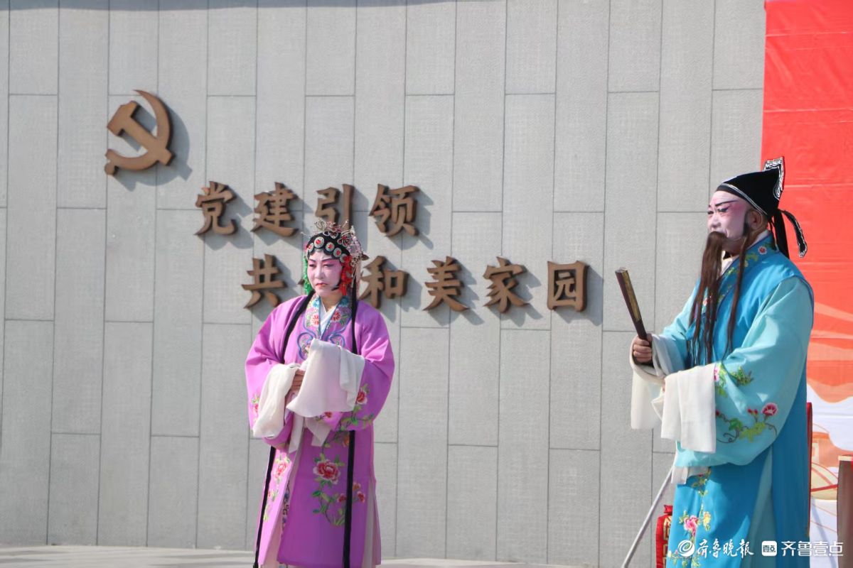 新春随手拍|新春唱大戏，欢喜过大年