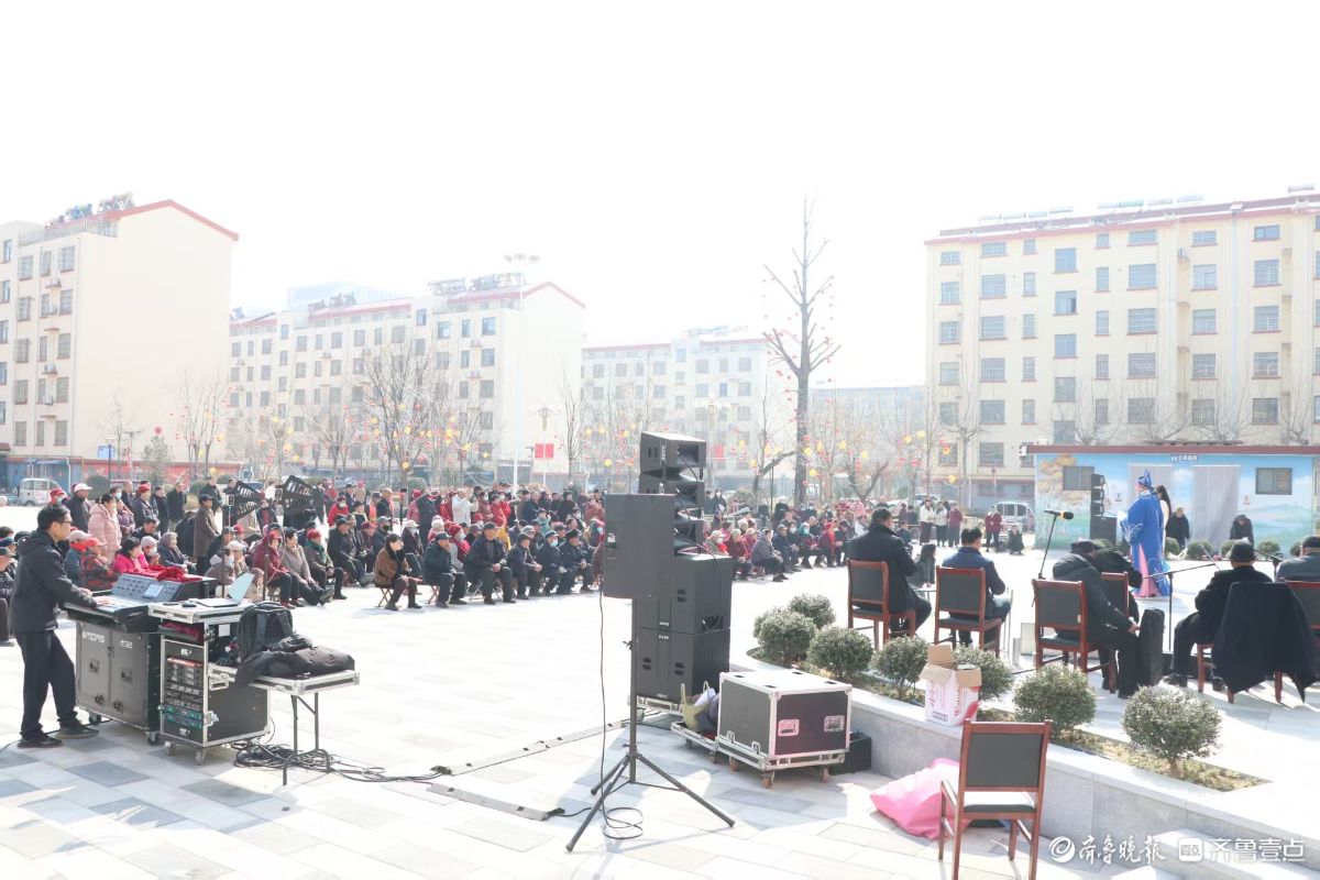 新春随手拍|新春唱大戏，欢喜过大年