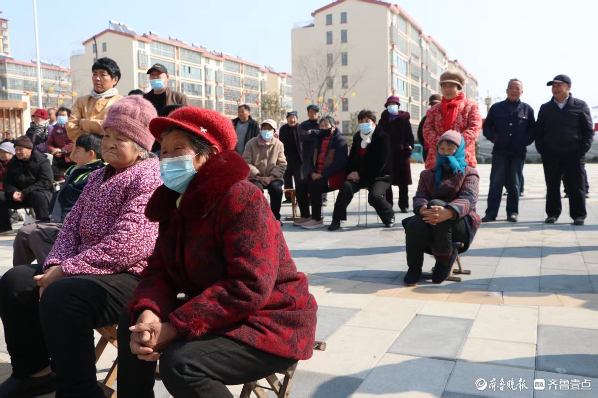 新春随手拍|新春唱大戏，欢喜过大年