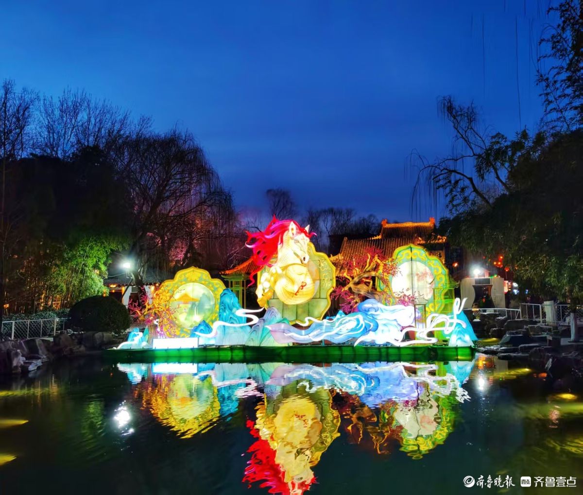 济南趵突泉公园第四十五届迎春灯展开始了