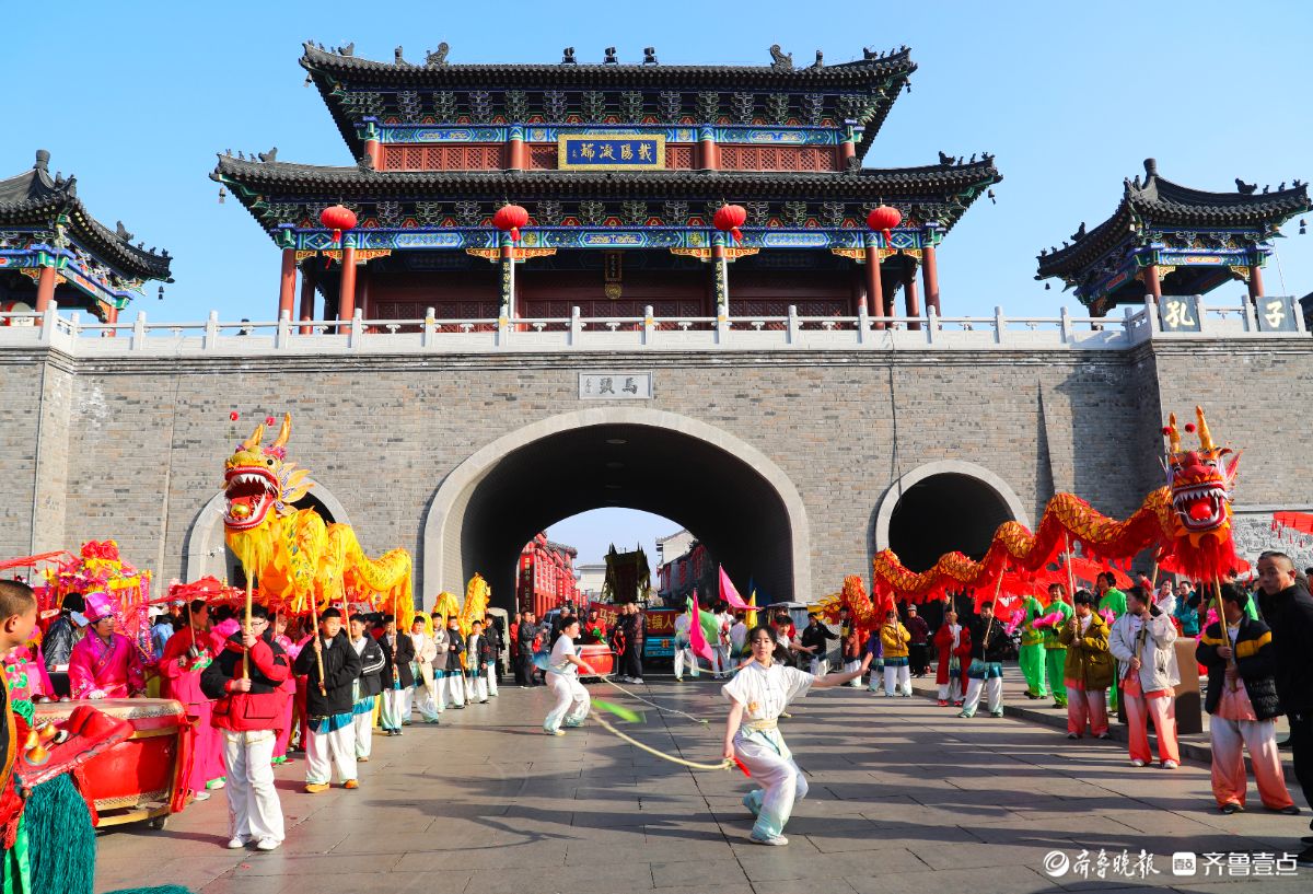 新春随手拍|逛古镇步步皆景，过大年处处生情