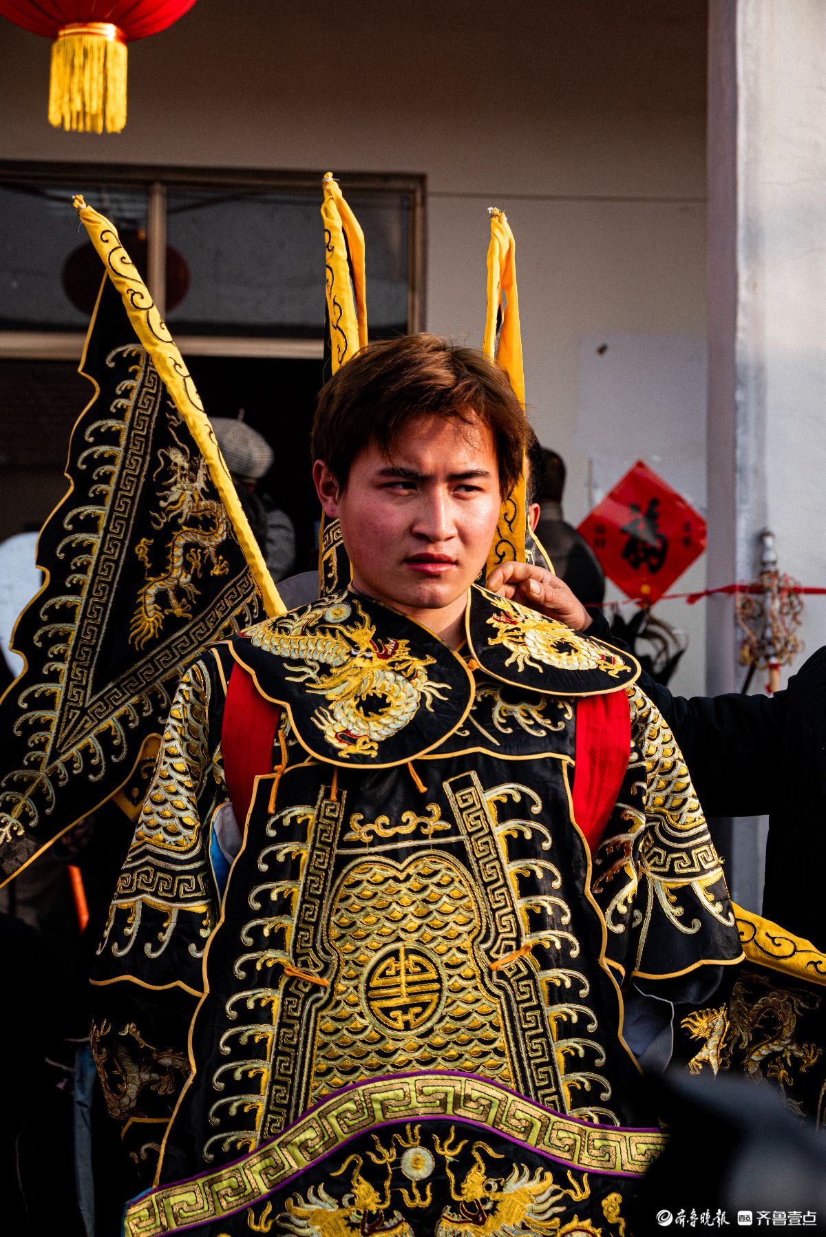 正月初五，沂水县诸葛镇大峪村“送火神”