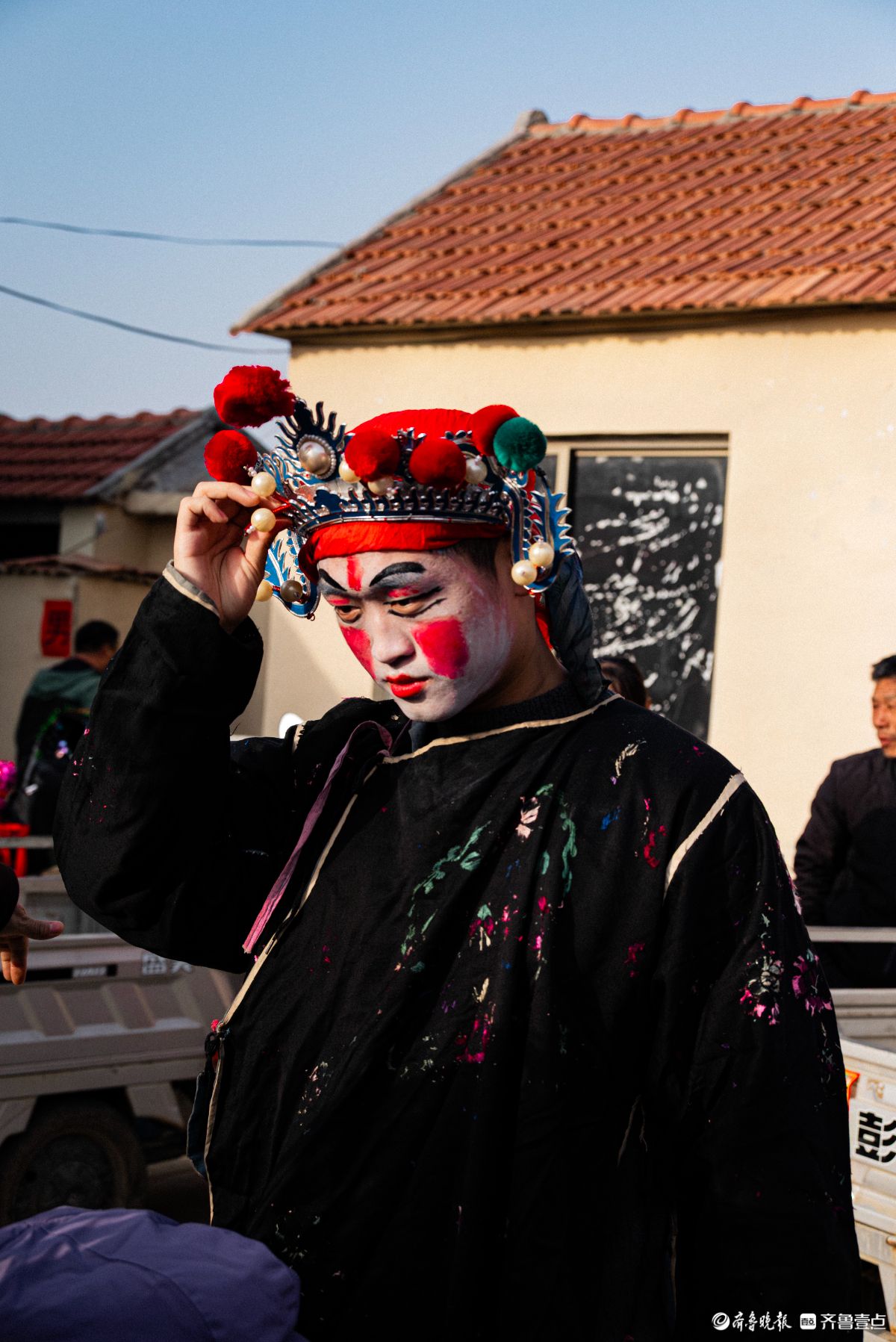 正月初五，沂水县诸葛镇大峪村“送火神”