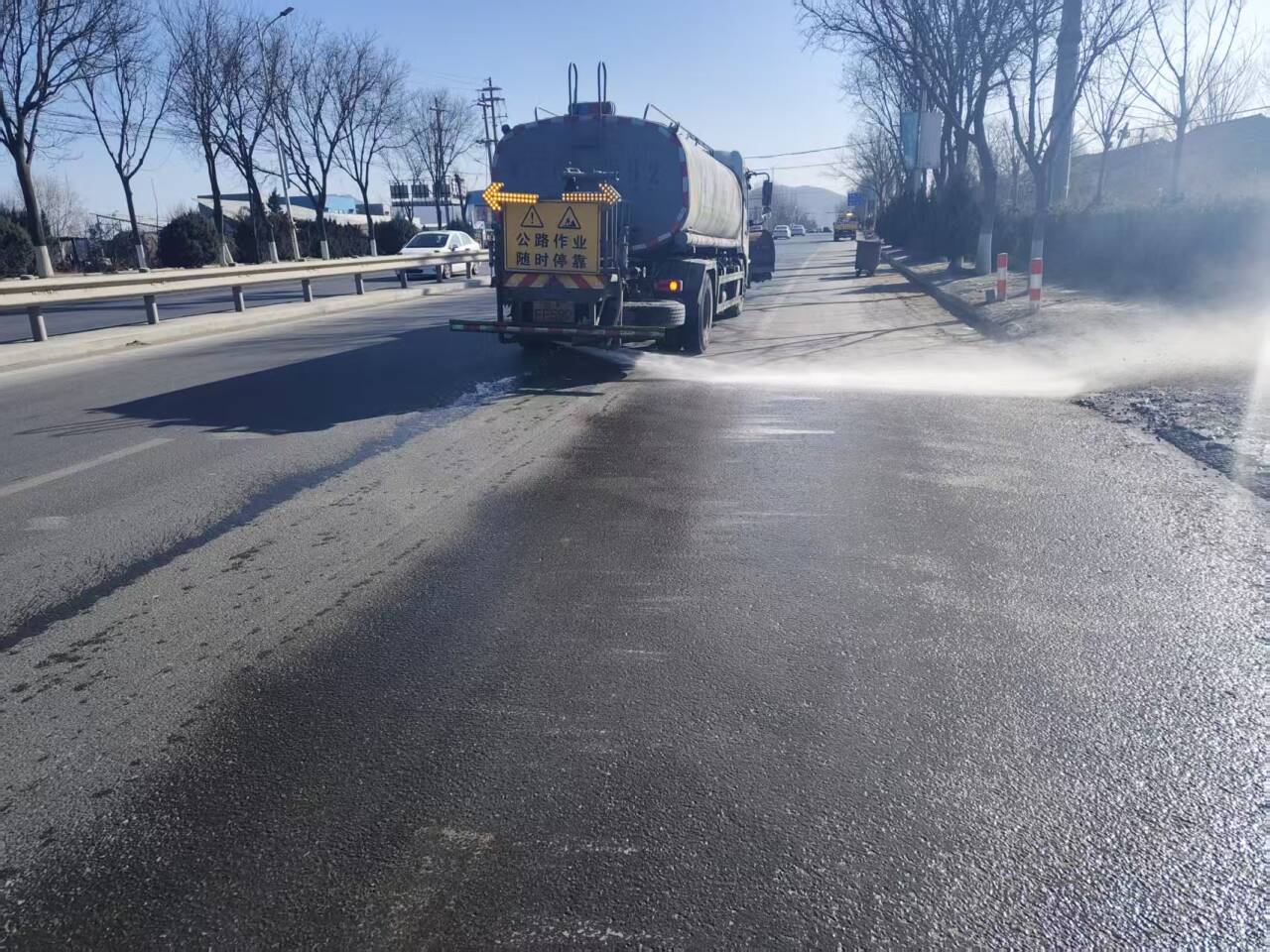 巡查保畅、驿站暖心，烟台公路部门多措并举护航返程高峰