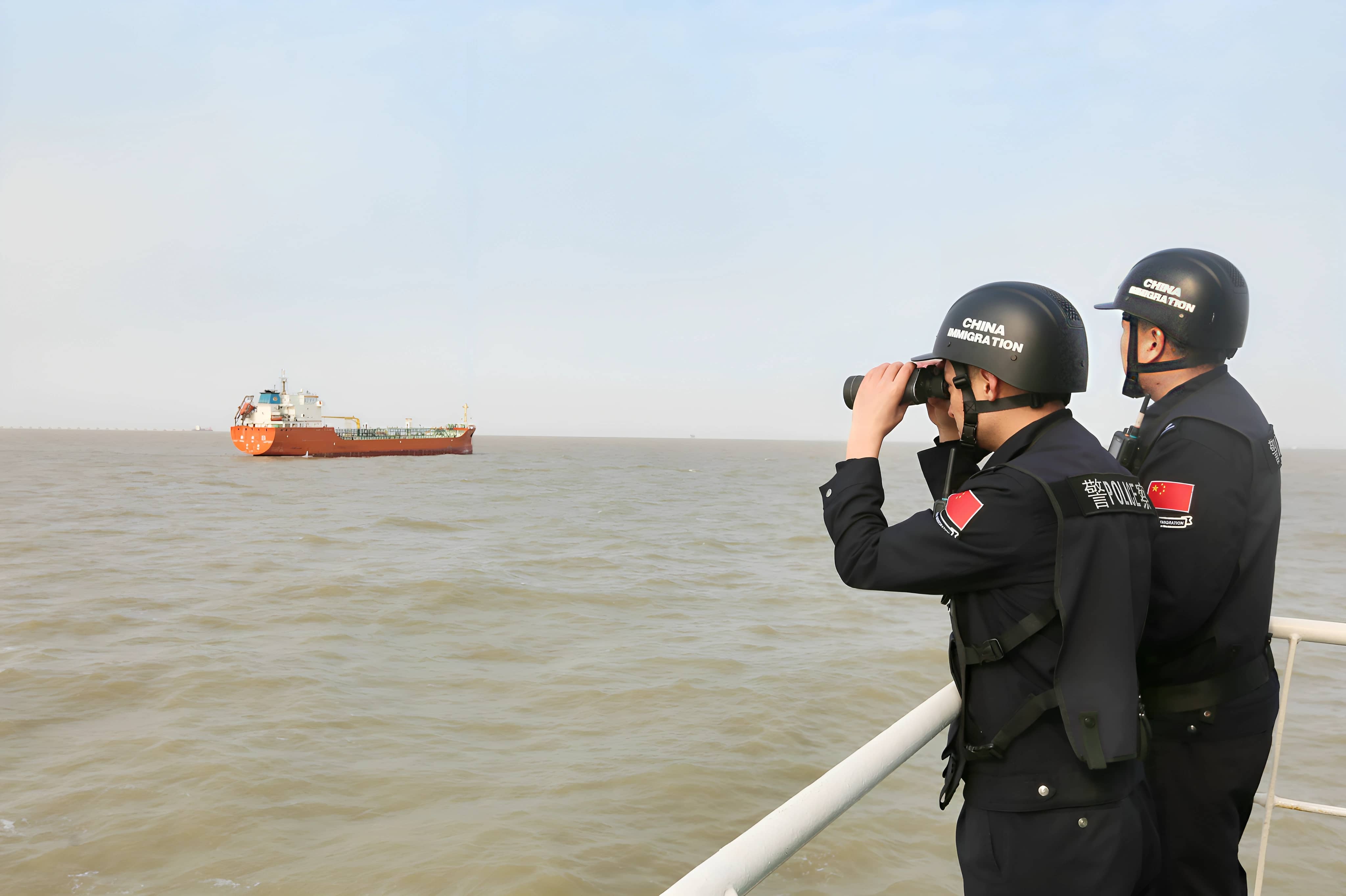 黄河入海 港为国门——边检民警的新春护航记 