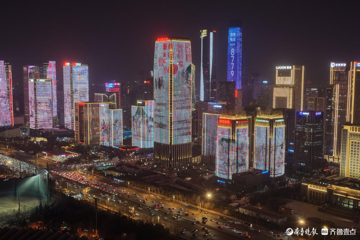 济南奥体中心经十路灯光秀