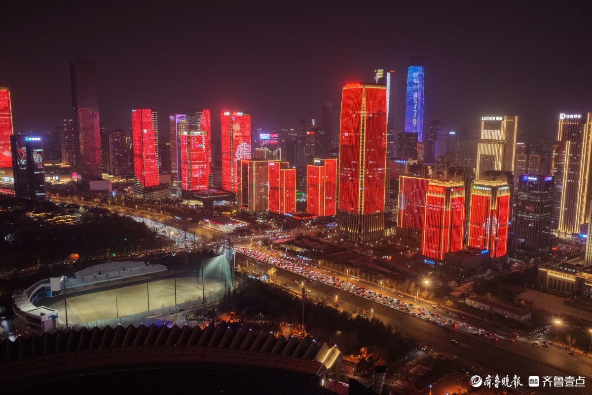 济南奥体中心经十路灯光秀