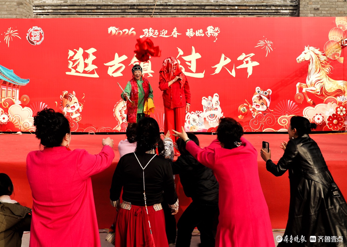 新春随手拍 | 逛古镇过大年，热闹氛围依旧