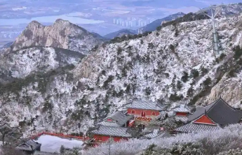 泰山景区：今夜（周三）泰山有雨夹雪，建议游客择期进山
