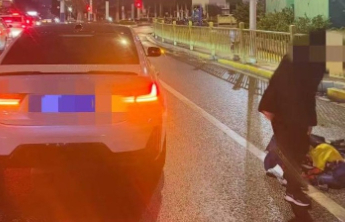 法眼丨“我根本没碰上她，她摔倒了，为什么算我的？”