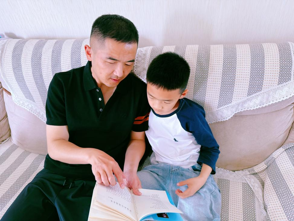 书香润寒假 阅读伴成长——河口区湖滨新区幼儿园开展寒假亲子阅读活动