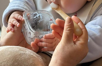 婴儿吃的“洋”辅食，九成靠代工贴牌？涉及上市公司