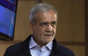 伊朗总统说临时领导委员会开始工作