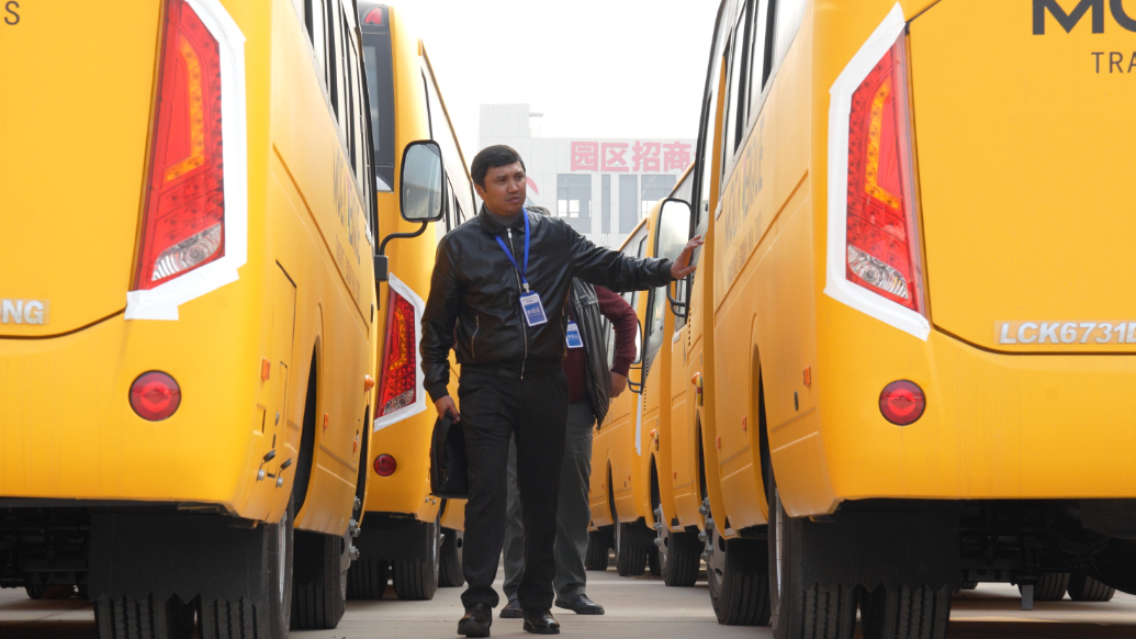 新春走基层|批量订单“出海” 中通客车迎来海外市场开门红