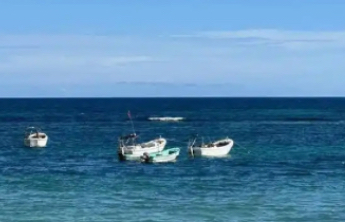 中使馆：在索马里海域被武装分子非法劫持的中国籍渔船船员安全获救