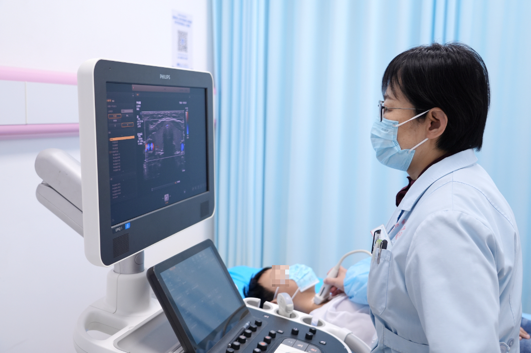 滨州市开展困境儿童爱心体检志愿服务活动