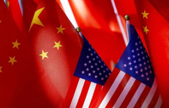 大会发言人回应中美关系发展趋势：中美应相互尊重和平共处合作共赢