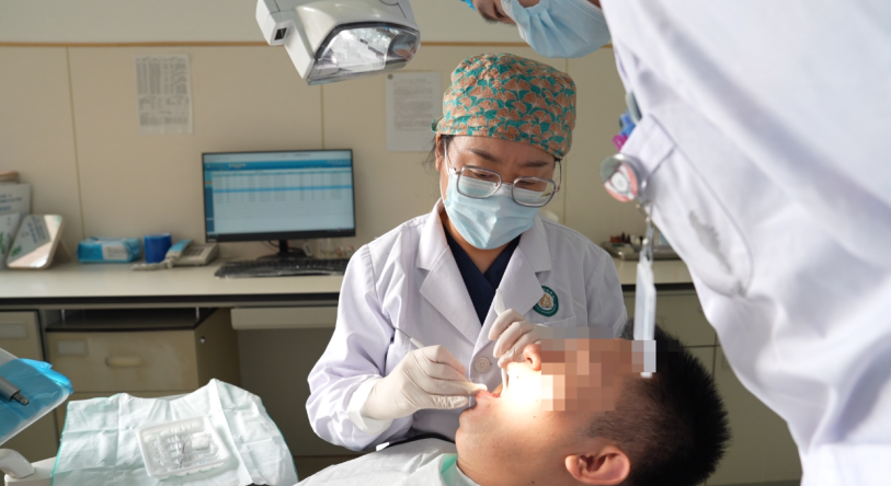 医在身边｜运动保护牙套有何用处？毓璜顶医院口腔科专家为您揭秘