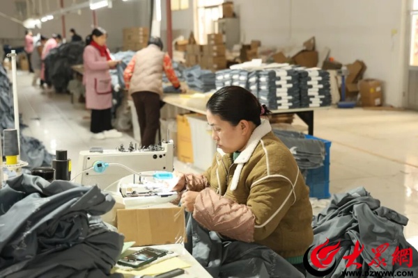 滨州市阳信县商店镇：巾帼大姐工坊启新程 绘就共富新图景