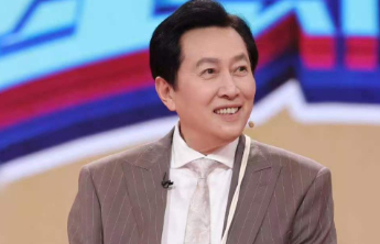 老牌艺人翻红，“爆梗”赢回观众