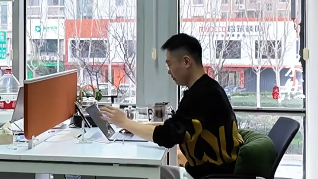 果然视频丨AI赋能新媒体获客，创业者：3天工作1小时搞定