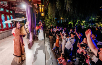 入园即入戏，解锁夜游新玩法！《趵突夜画》3月10日起焕新回归