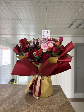 五莲县人民医院：一束鲜花，暖了口腔科的春日