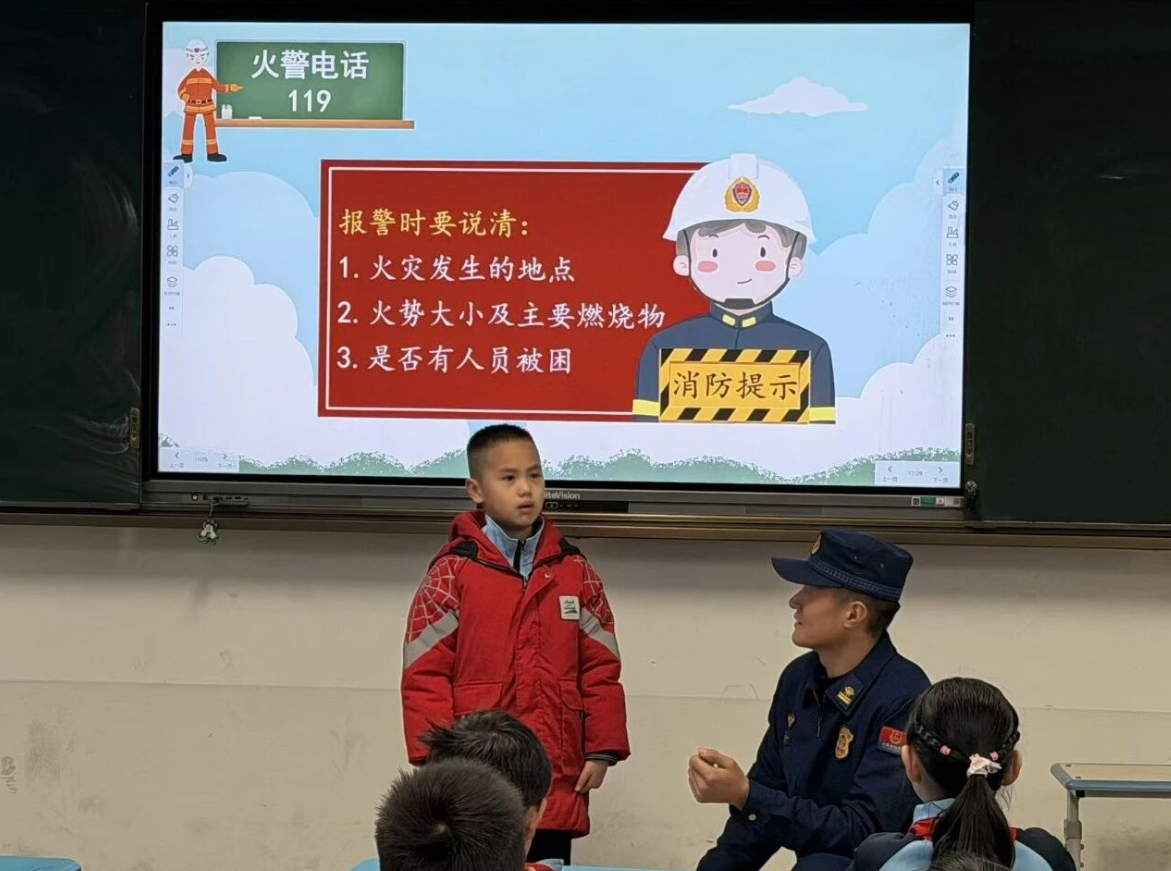 河口区消防救援大队：消防“开学第一课” 护航平安新学期