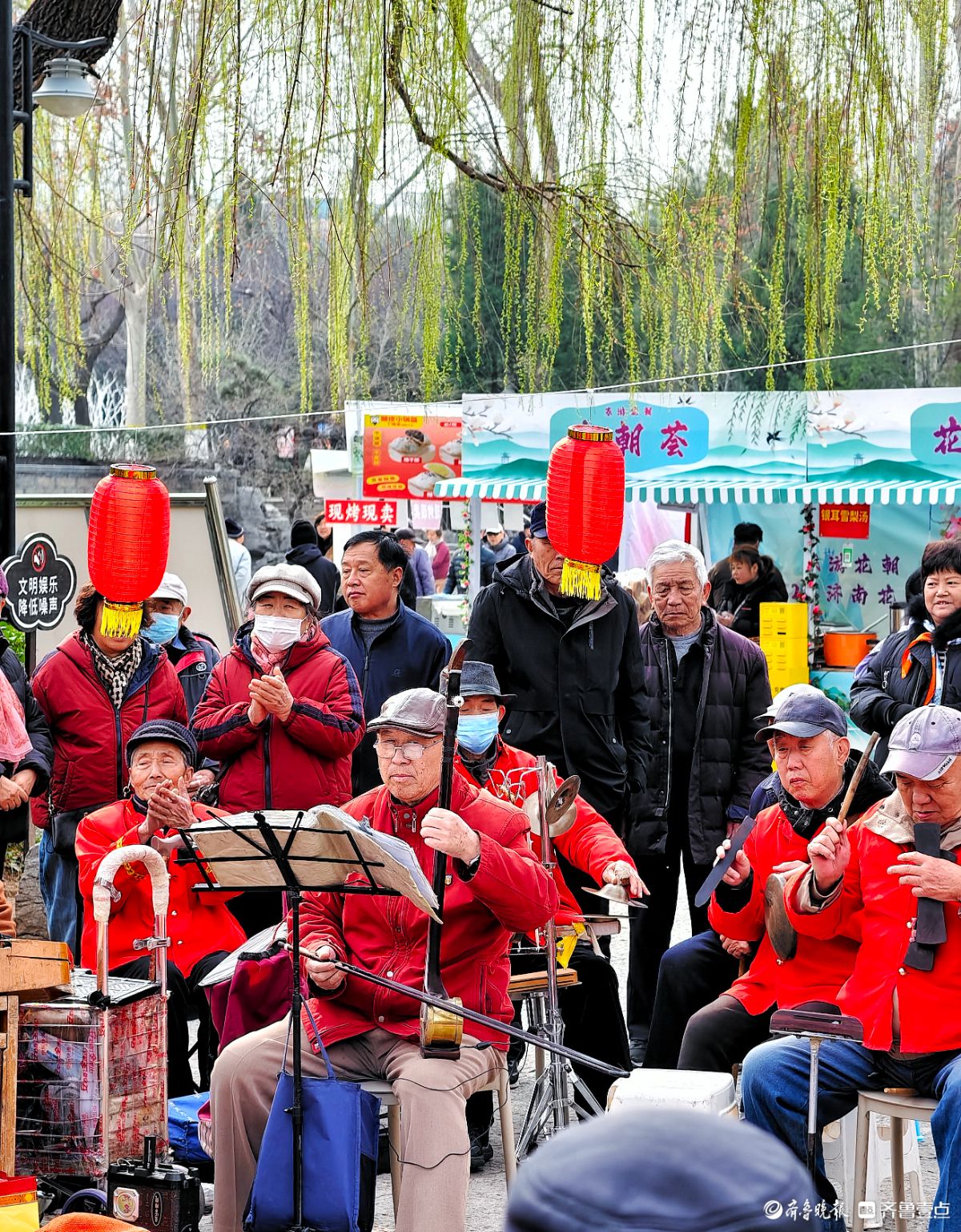 春天里的济南百花公园