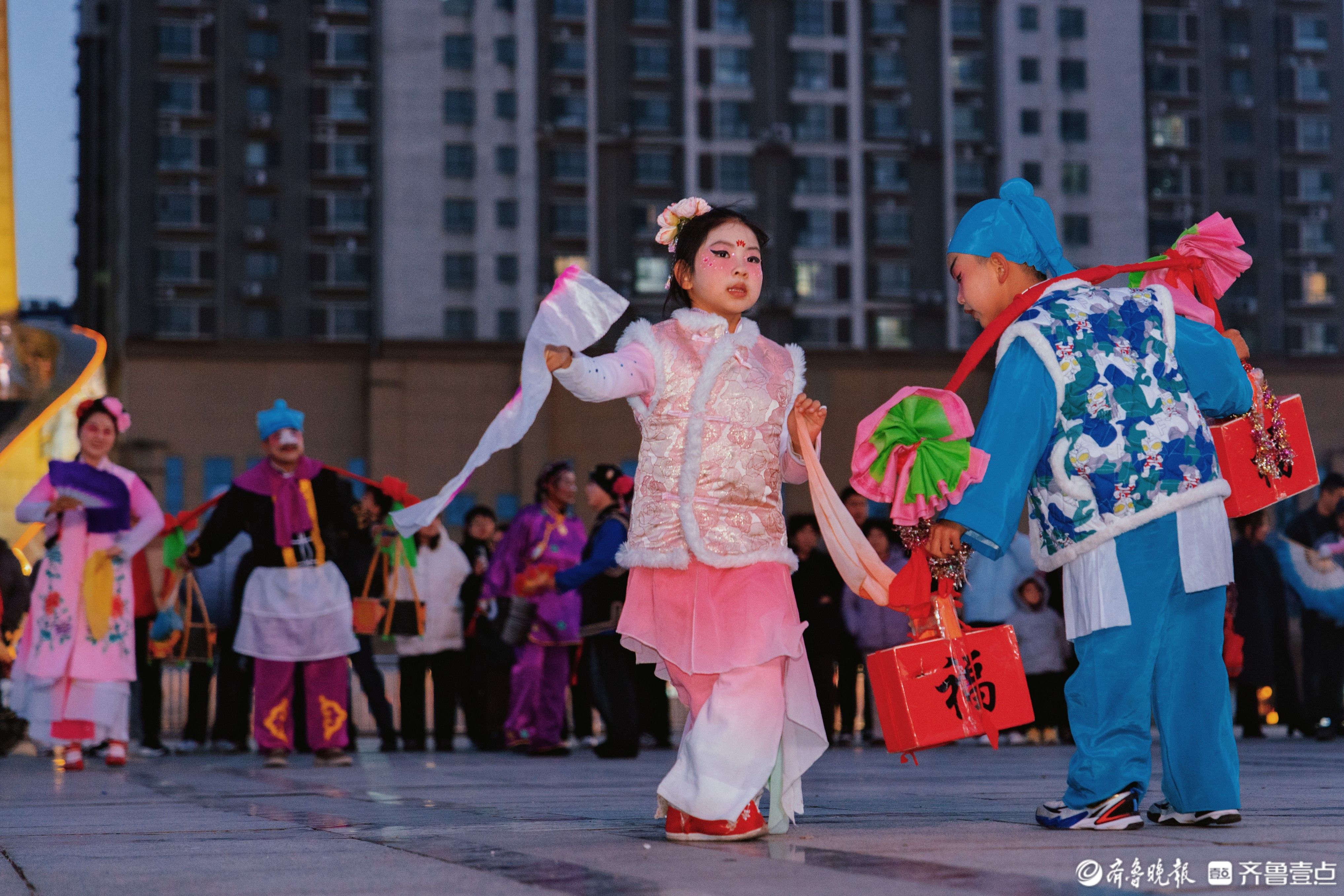新春随手拍|这一刻，年味最浓