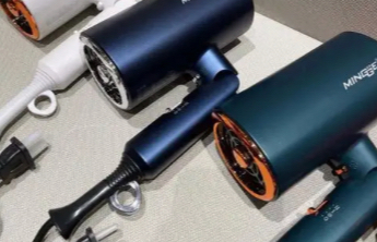 吹风机是“保健神器”？中医：并非人人皆宜