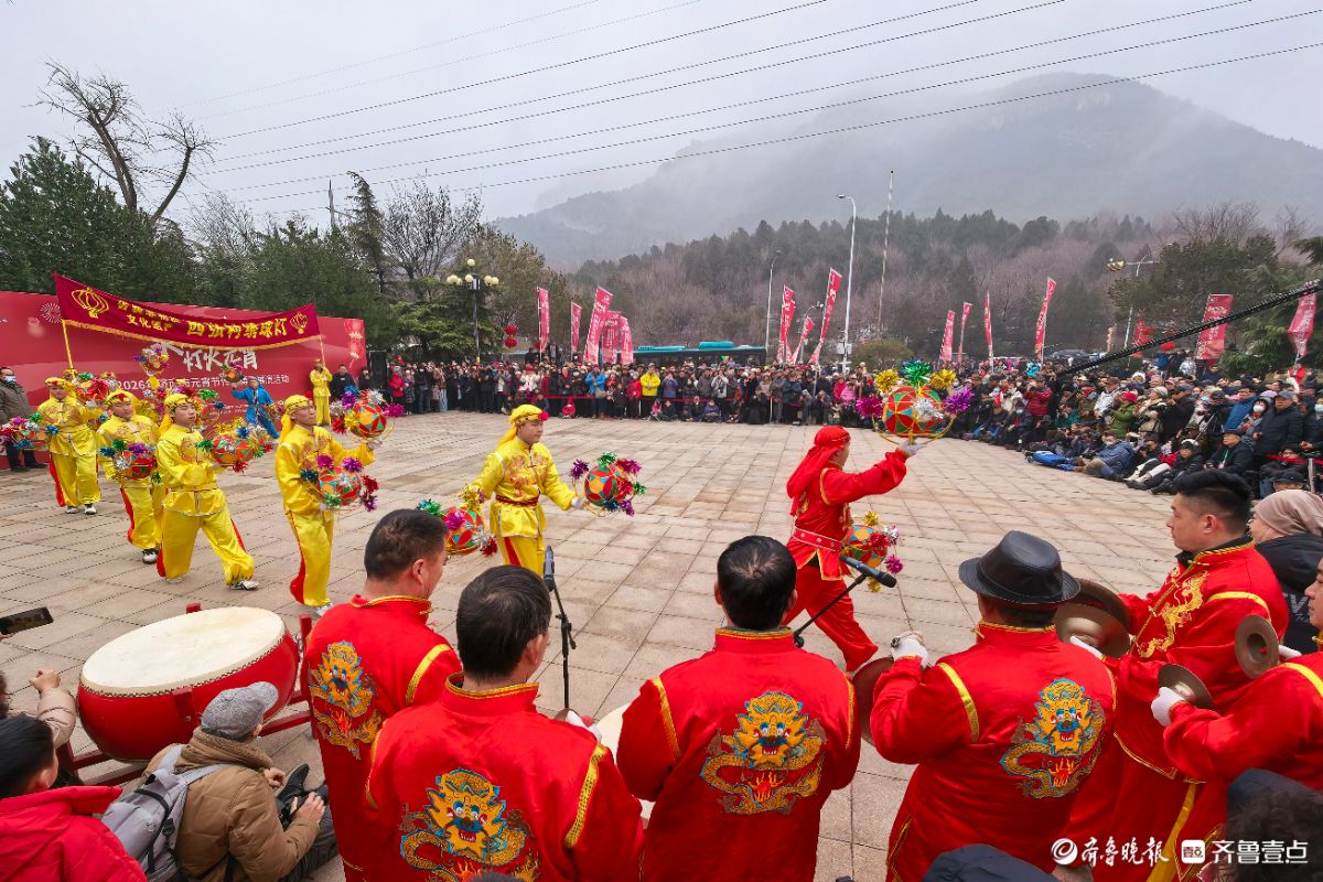 新春随手拍|上新街上闹新春