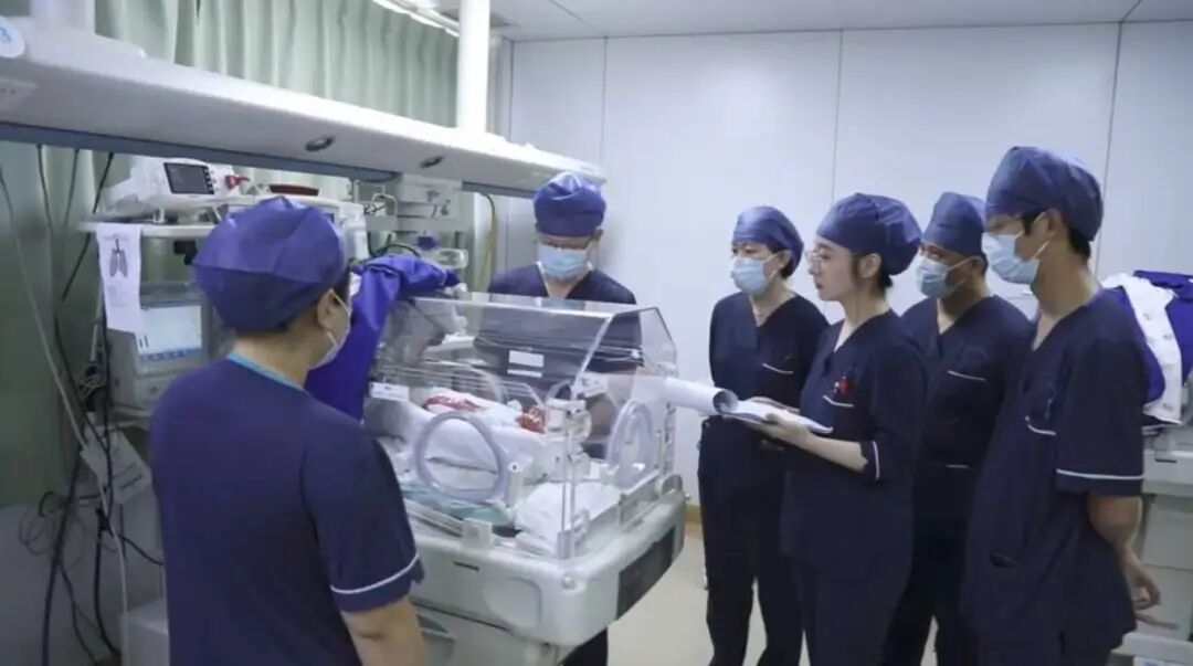 锚定两会民生坐标！齐鲁二院为“一老一小”托起稳稳的幸福！