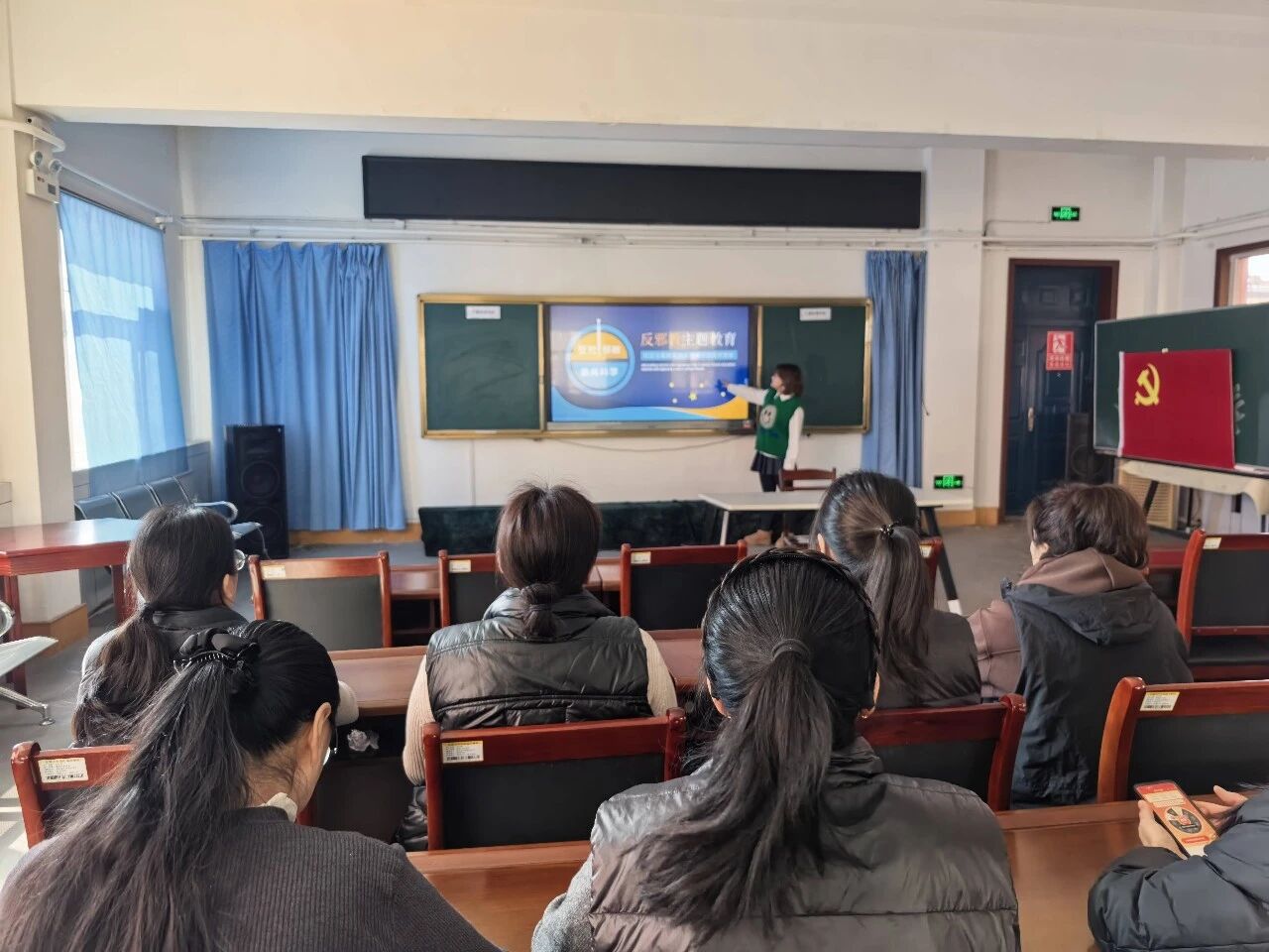 东营区辛店街道胜望社区：反邪教宣传进社区 筑牢反邪安全线